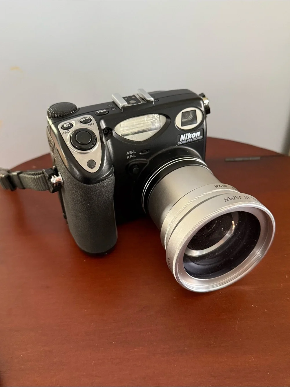 Nikon Coolpix 5000 Digital Camera With Lens and UV Filter